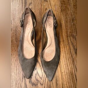 Joan & David Women's Taupe Suede Heels